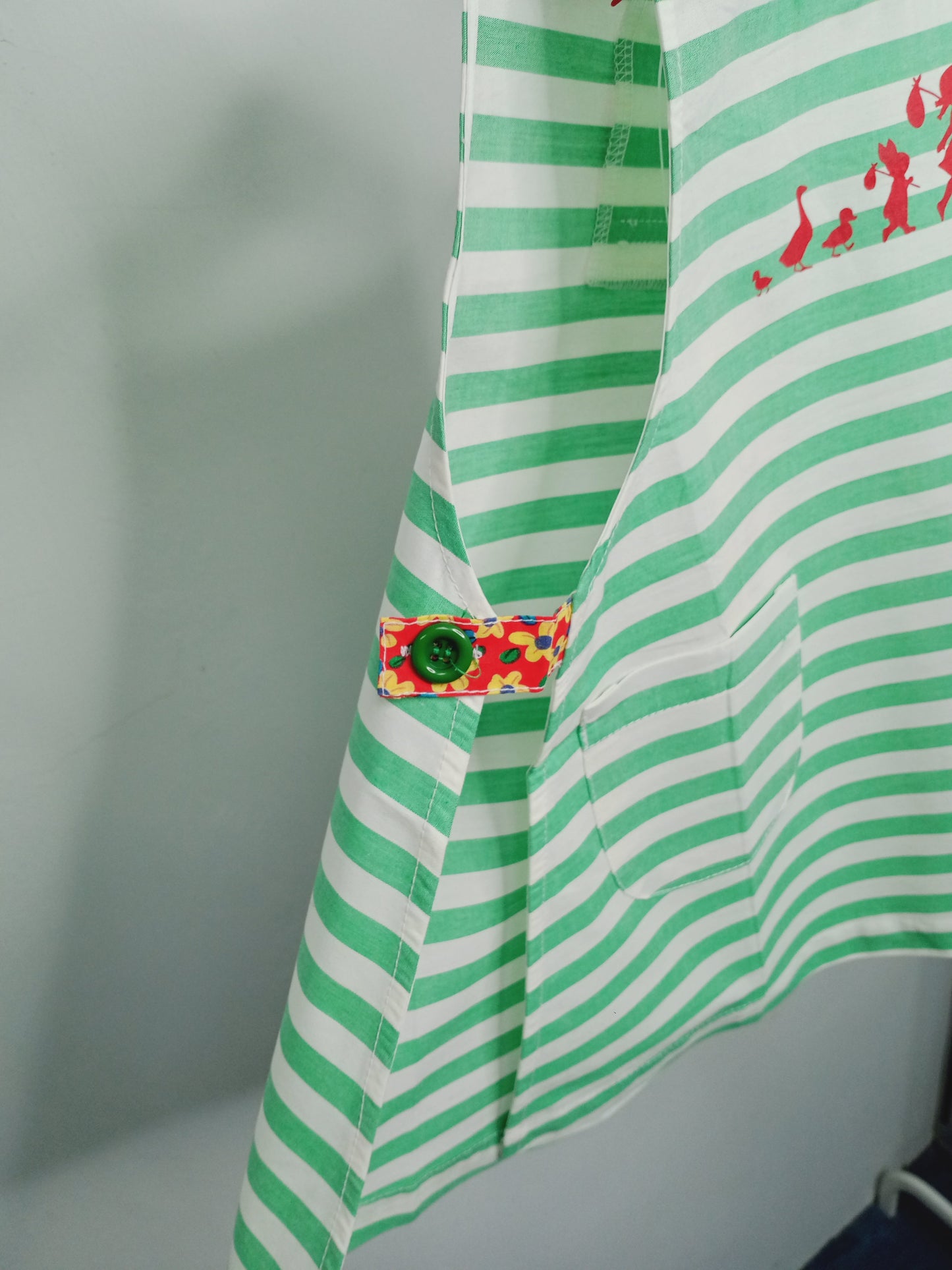 Green-striped Sleeveless Top ( Made in Korea)