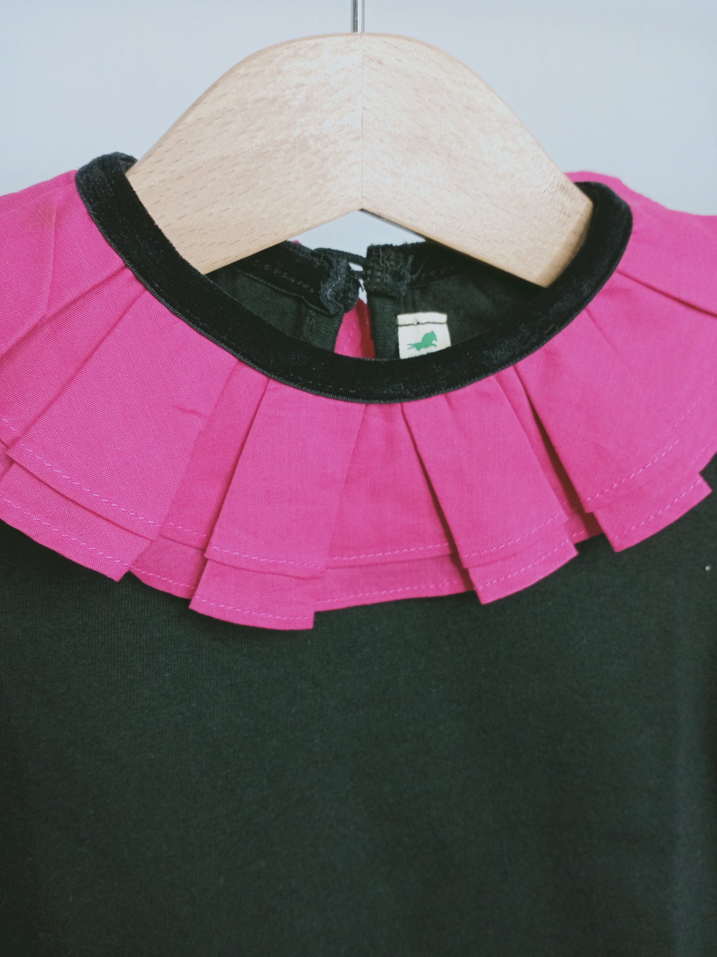 Girl Black Long Sleeve Top - Pink Collar